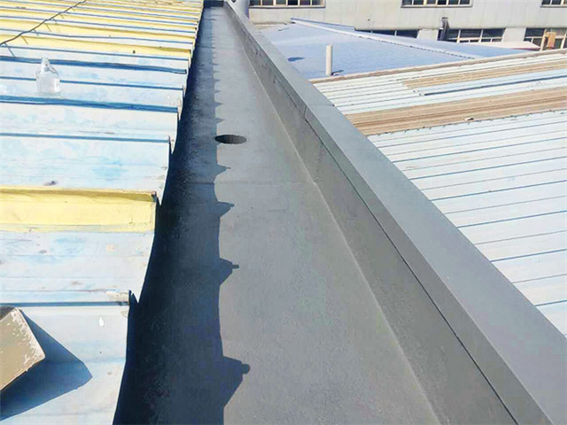 彩钢屋面水沟防水彩钢屋面防水水沟施工工艺