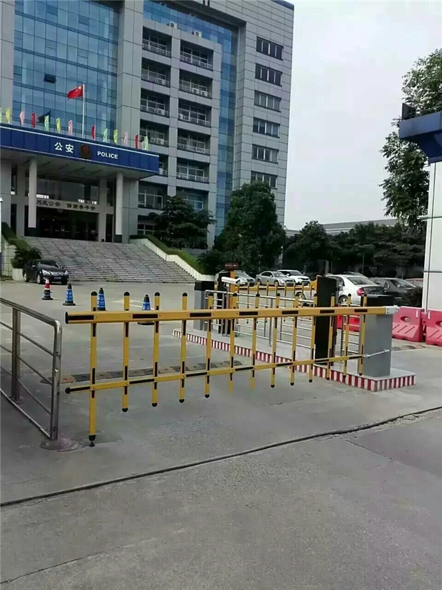 供应禅城道闸停车系统挡车闸,佛山厂家直销