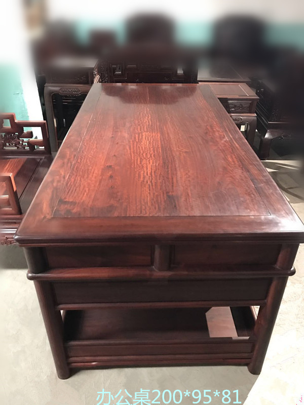 小叶紫檀办公桌两件套