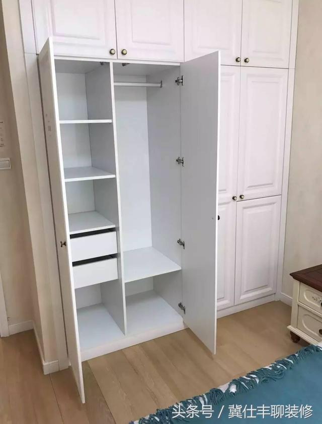 内部结构实景照片展示,快来比一比哪一款更实用吧-实用衣柜内部设计图